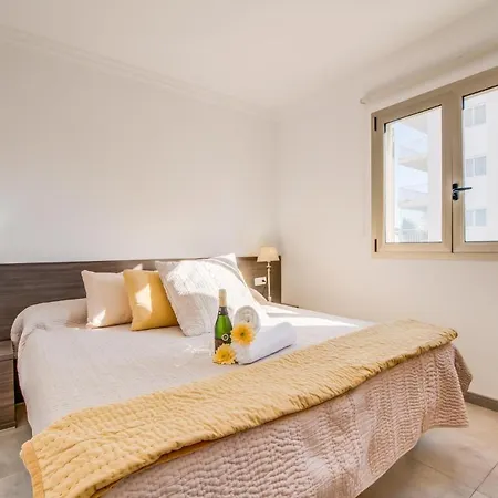 Can Picafort Sleeps 4 With Air Con And Wifi Appartamento *